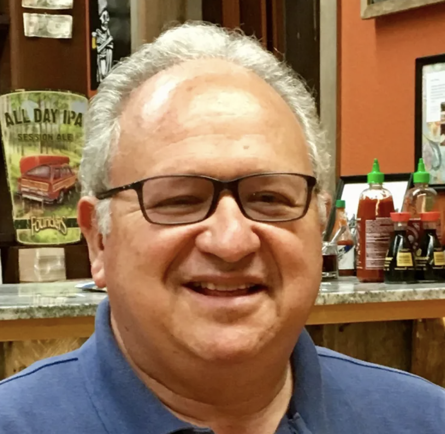 David Zielenziger, a former journalist and Great Neck resident known for his civic leadership, died at the age of 72.